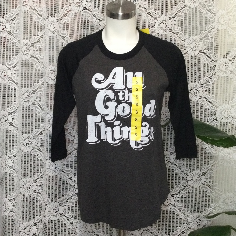 Chaser Women's 3/4 Sleeve Shirt Size S